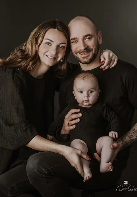 Famille avec bébé (portrait)